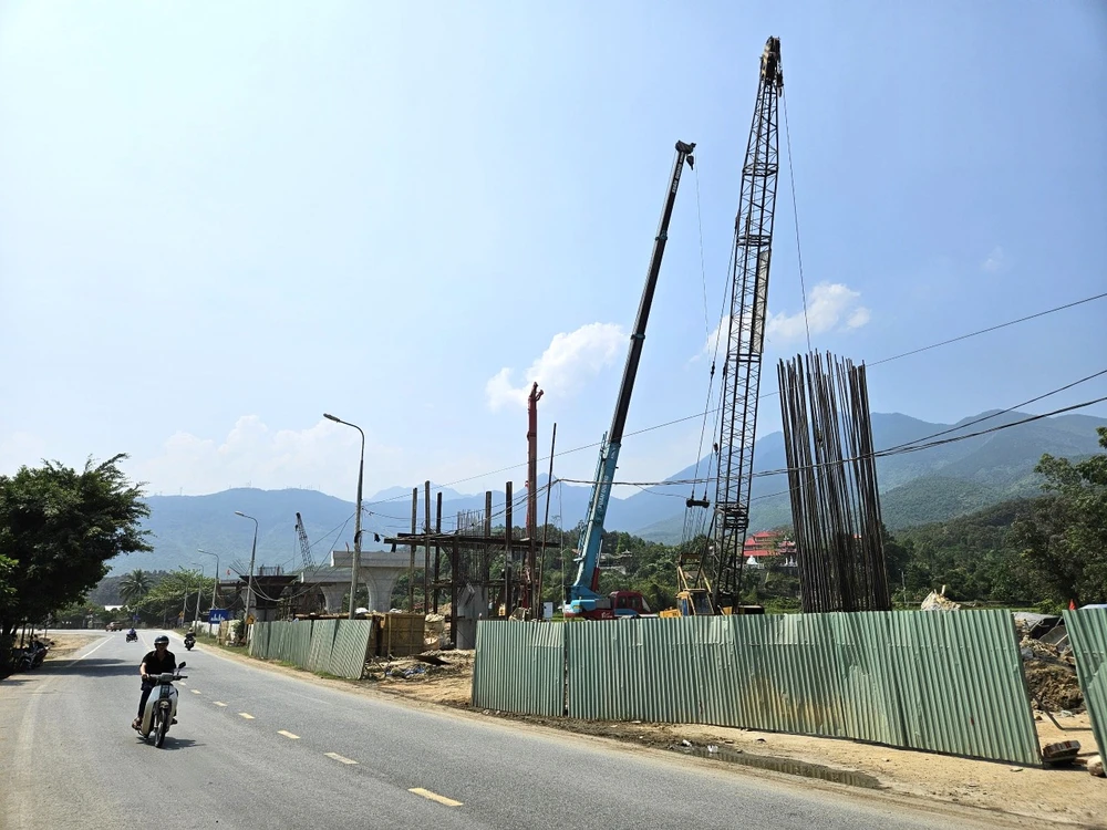 Dự án đường ven biển nối cảng Liên Chiểu đi qua các hồ sơ giải tỏa có nhà xây trên đất nông nghiệp