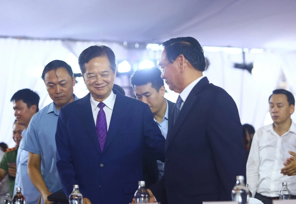 Lễ khởi công 13.jpg