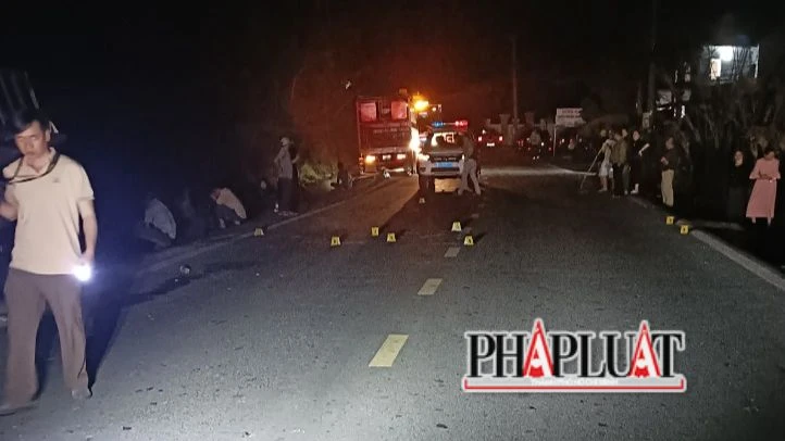 Hiện trường vụ tai nạn. Ảnh: VÕ TÙNG