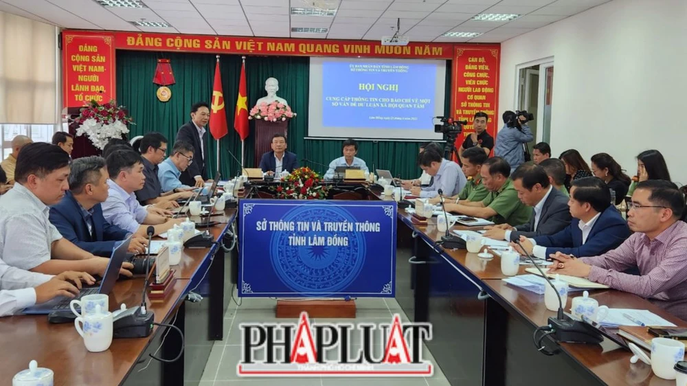 Hội nghị (khẩn) cung cấp thông tin cho báo chí tỉnh Lâm Đồng. Ảnh: VÕ TÙNG