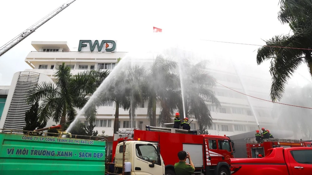 Tình huống giả định tại buổi diễn tập PCCC&CNCH tỉnh Lâm Đồng