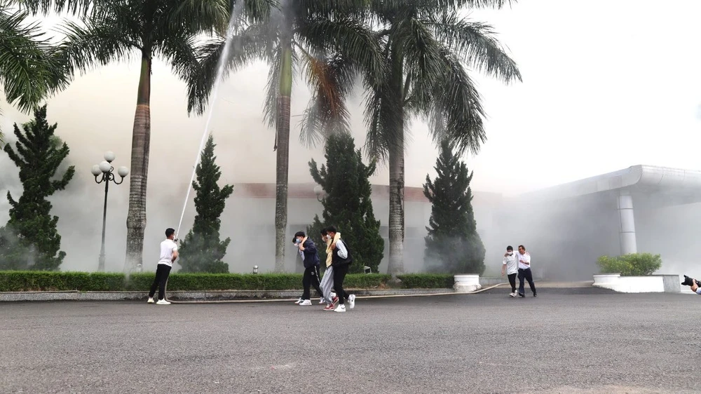 350 người được huy động tham gia buổi diễn tập