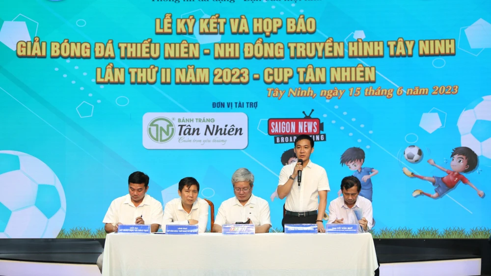Họp báo công bố giải đấu. Ảnh: TTV11 Họp báo công bố giải đấu. Ảnh: TTV11