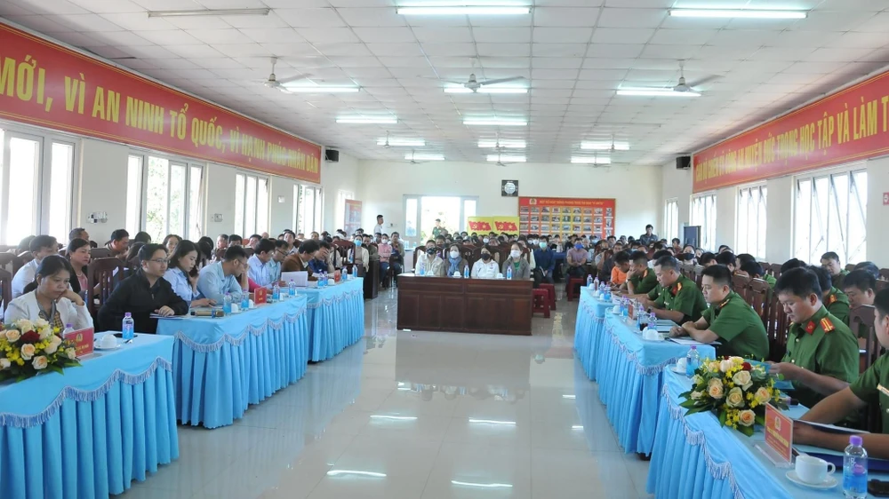 Công an huyện Đức Trọng chủ động phòng chống tội phạm đường phố. Ảnh: LT