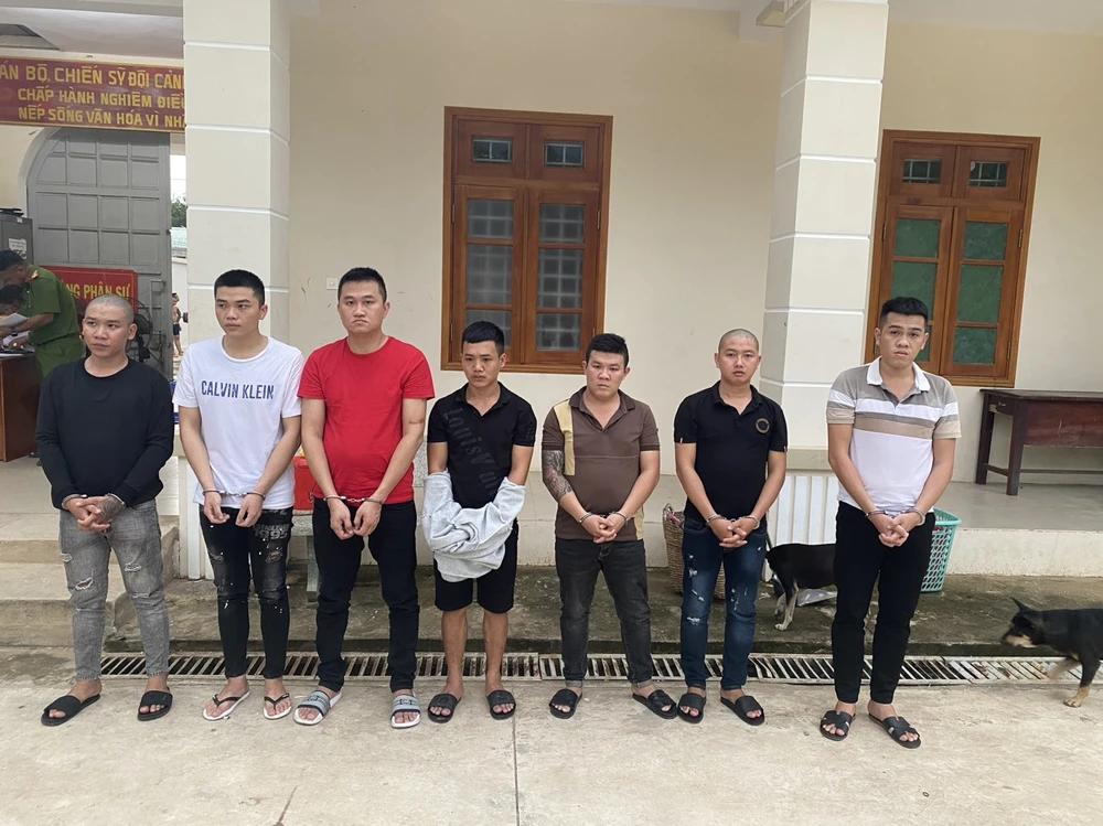 Công an Tây Ninh bắt nhóm thanh niên tấn công khiến 1 người bất tỉnh. Ảnh: V