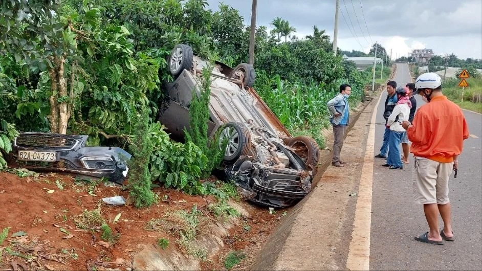 lât xe ở Lâm hà