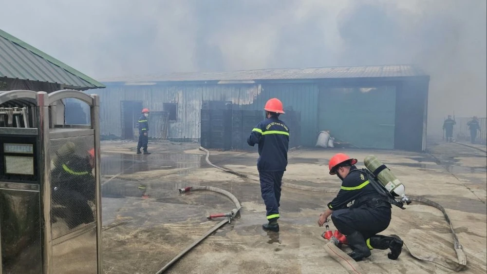 Cháy xưởng nấm lớn nhất Lâm Đồng