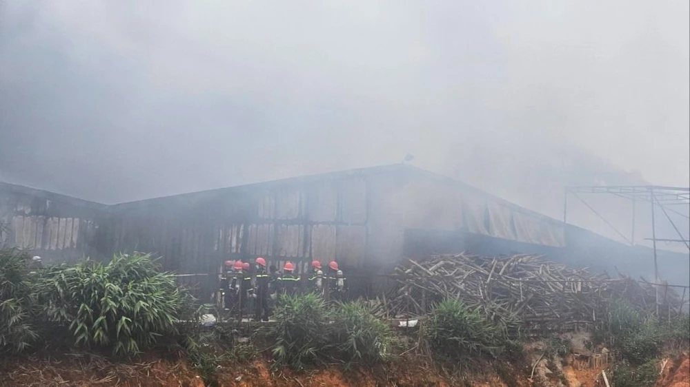 Cháy xưởng nấm lớn nhất Lâm Đồng