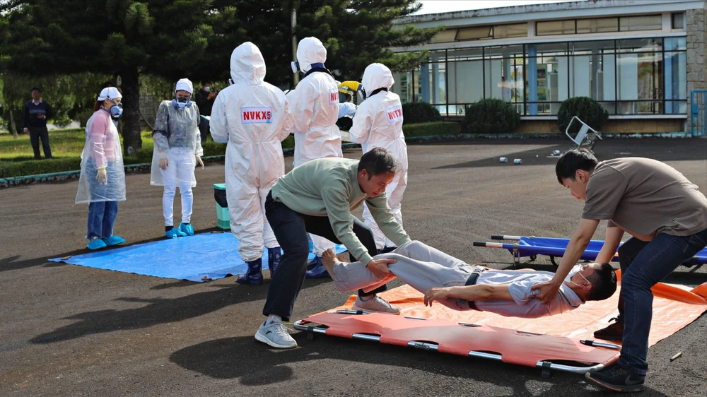 Lâm Đồng tổ chức diễn tập ứng phó sự cố bức xạ và hạt nhân