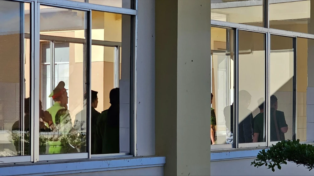 Bắt bác sĩ bệnh viện trục lợi BHYT