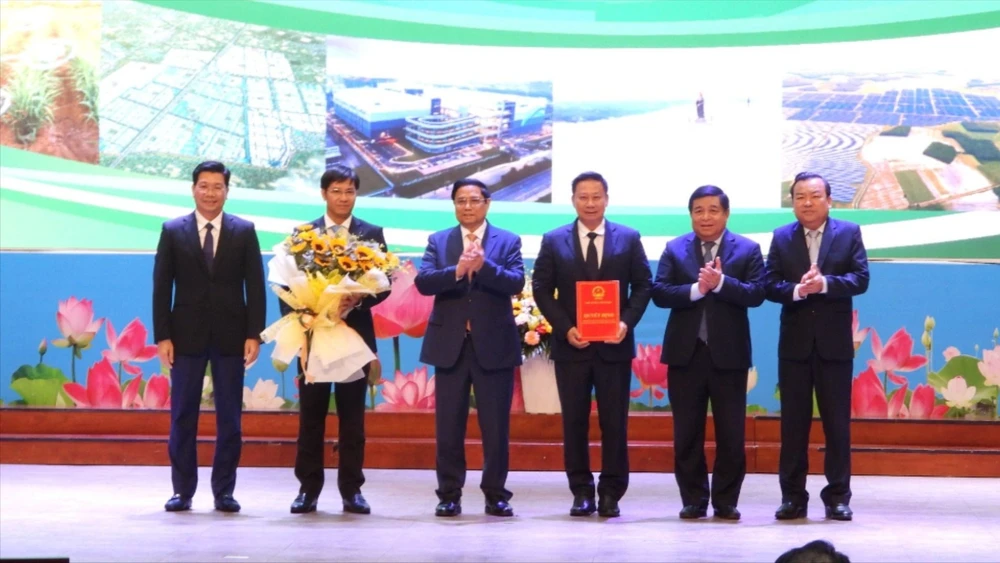 Quy hoạch tỉnh Tây Ninh: “3 vùng phát triển, 4 trục động lực, 1 vành đai an sinh xã hội”