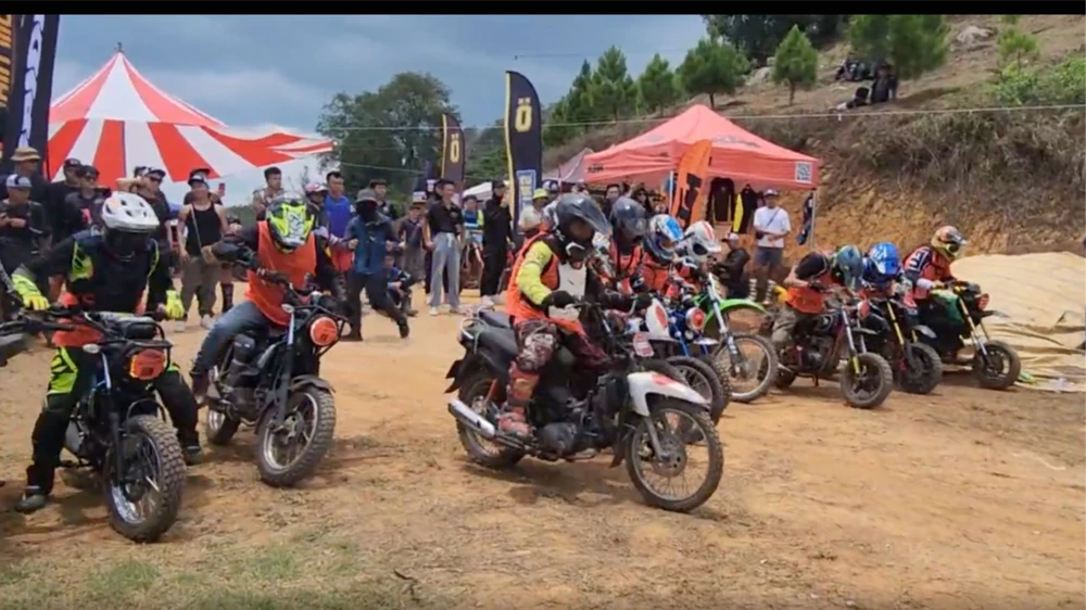 Ảnh màn hình 2024-05-11 lúc 13.56.03.png