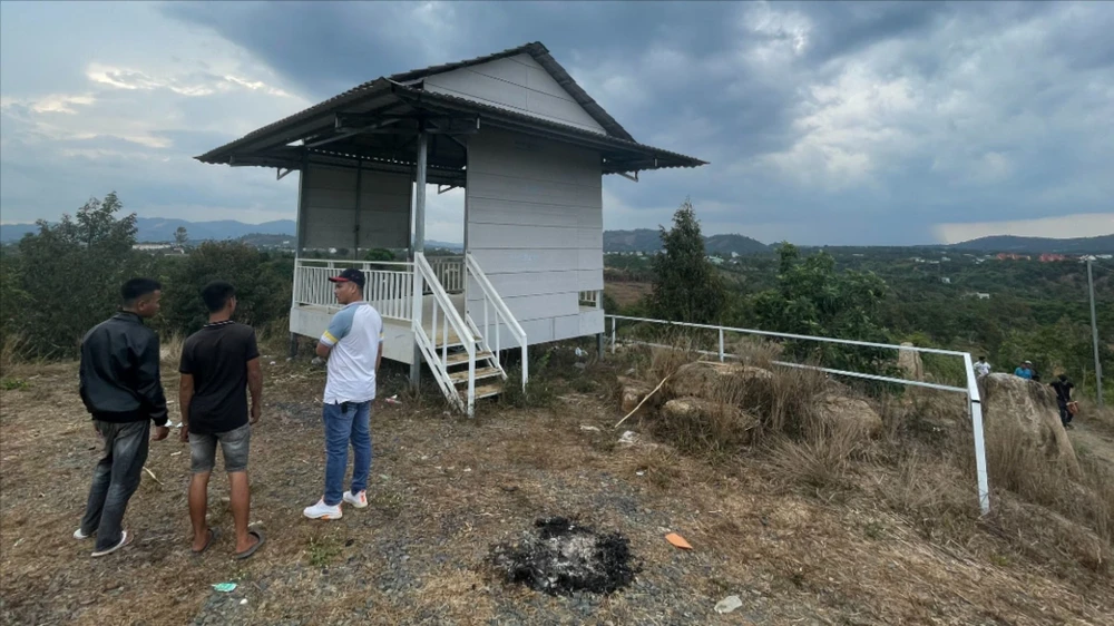 Khởi tố, bắt giam 6 thanh niên trong nhóm cho nợ 300 ngàn đồng nhưng ép con nợ trả 4 triệu