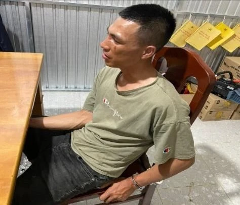 Bắt nghịch tử đánh cha, phá tài sản của mẹ