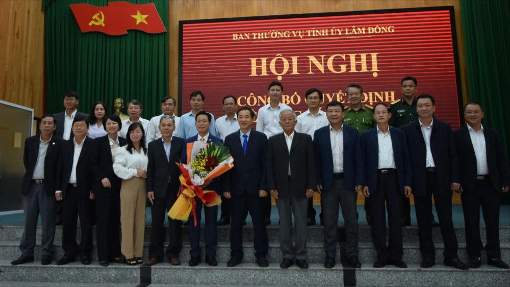 Phó trưởng Ban Tuyên giáo Tỉnh ủy giữ chức vụ Bí thư Huyện ủy Đức Trọng