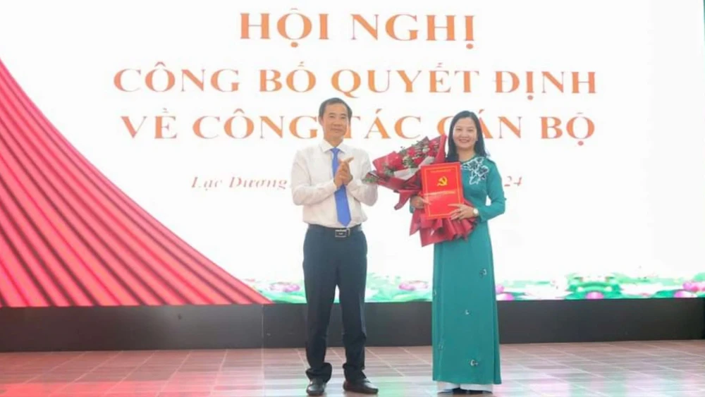 Bà Trần Thị Chúc Quỳnh làm Bí thư Huyện ủy Lạc Dương