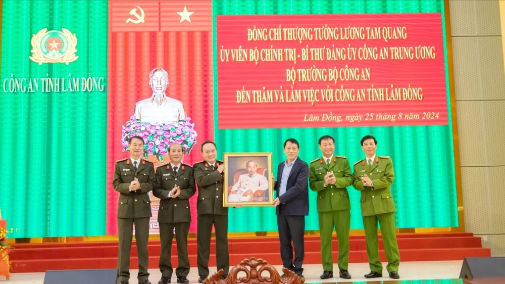 luong-tam-quang 2 lớn.jpeg