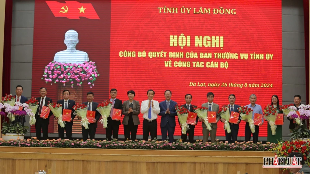 Tỉnh Lâm Đồng điều động, bổ nhiệm hàng loạt cán bộ chủ chốt