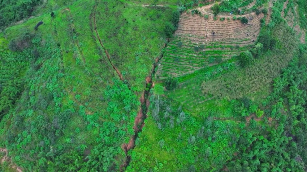 Cảnh báo nhiều điểm có nguy cơ sạt lở ở tỉnh Lâm Đồng