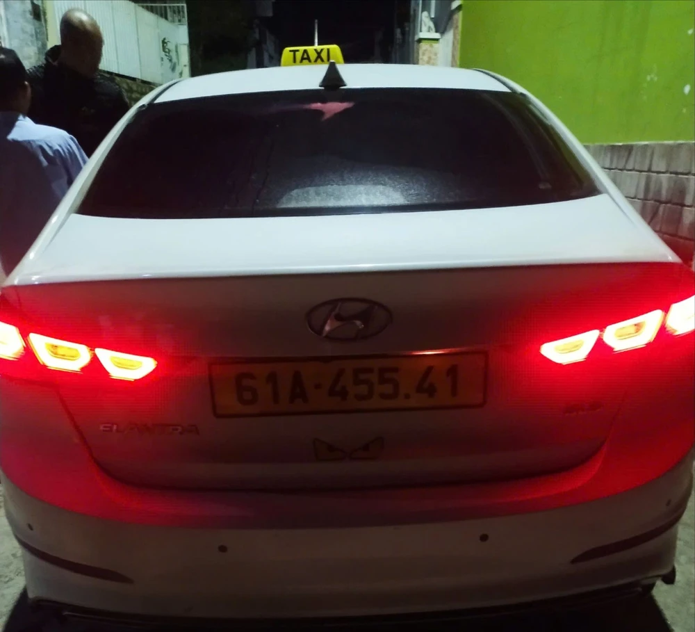 Tài xế taxi dù xịt hơi cay hành khách ở Đà Lạt