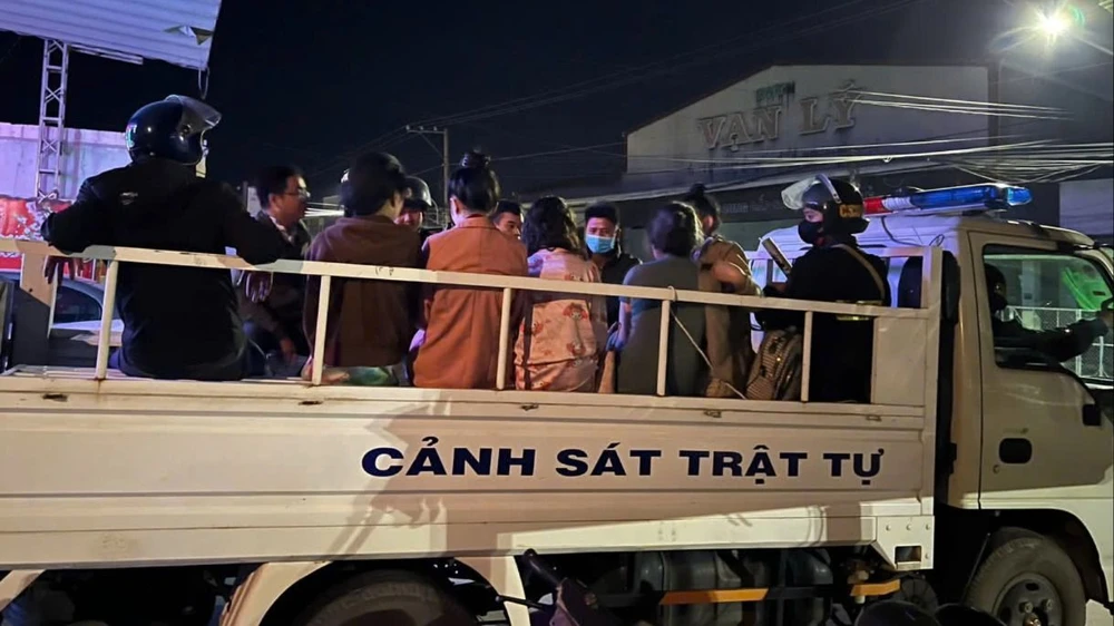 Bị tước giấy phép, quán karaoke ở TP Tây Ninh vẫn tổ chức “phê” ma túy