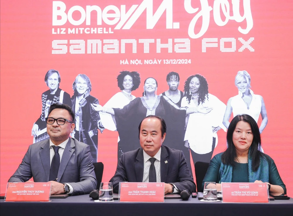 Boney M đến TP Đạ Lạt hát cùng Joy và Samantha Fox
