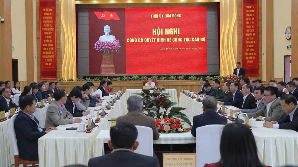 Chủ tịch 3 huyện phía nam làm PGĐ 3 sở của tỉnh Lâm Đồng