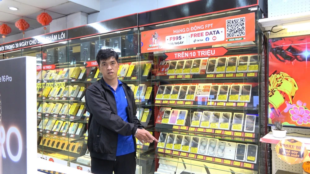 Trộm hàng chục điện thoại Iphone trị giá nửa tỷ đồng