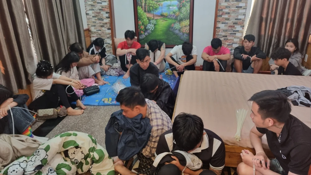 Thuê nhà ở TP Đà Lạt cho 21 người ở để rửa tiền xuyên quốc gia