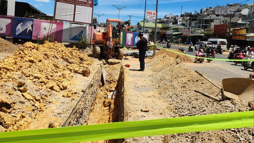 Phát hiện 1 vật nghi là bom ở TP Đà Lạt