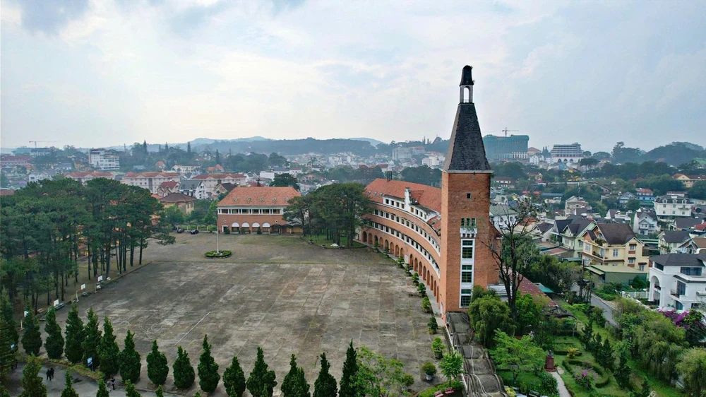 Khẩn trương xây dựng đề án sắp xếp sở, ban, ngành thuộc tỉnh Lâm Đồng