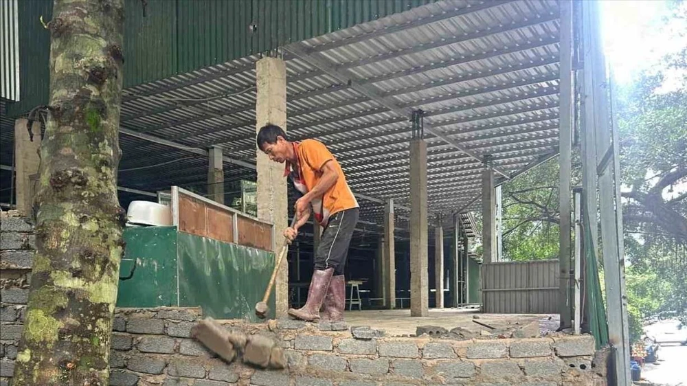 Vụ xây dựng trái phép trên đèo Bảo Lộc: Chủ hộ tự nguyện tháo dỡ, trình bày lý do 'bất khả kháng'