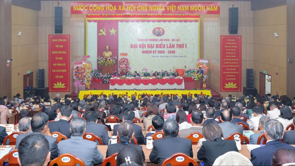 Đại hội Đại biểu Đảng bộ phường Lâm Viên - Đà Lạt lần thứ Nhất. Ảnh: VÕ TÙNG