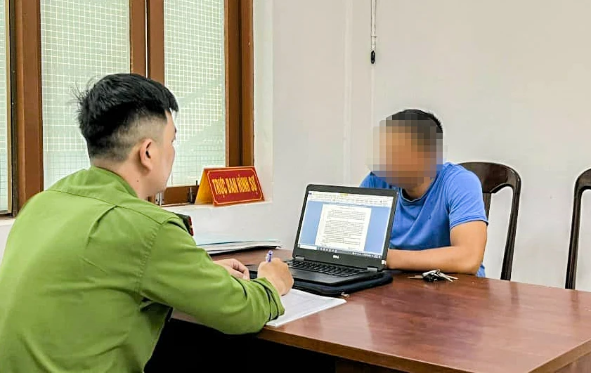 Ông M đến trình báo sự việc tại cơ quan công an