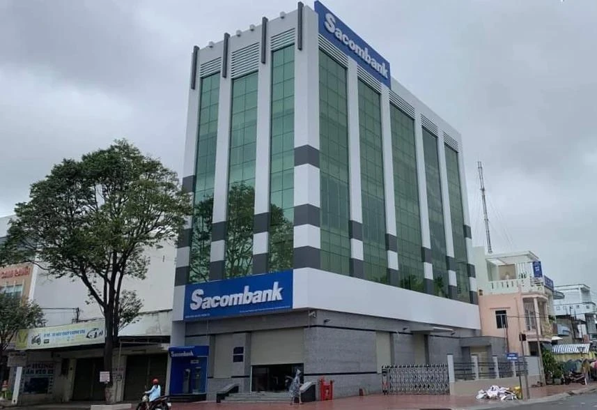 Cơ quan CSĐT Công an tỉnh Khánh Hòa ra quyết định thay đổi quyết định khởi tố bị can đối với Võ Việt Luân tội tham ô tài sản