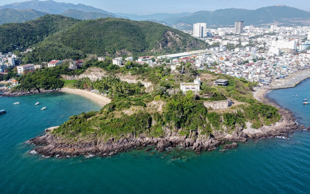 biệt thự cầu đá.jpg