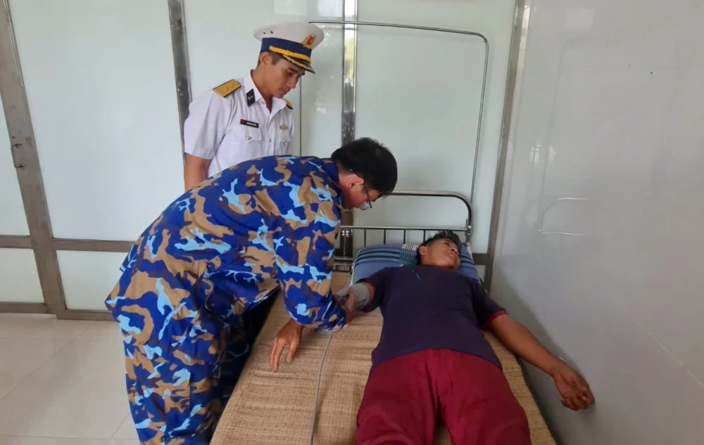 Ngư dân Bình Định bị đột quỵ não