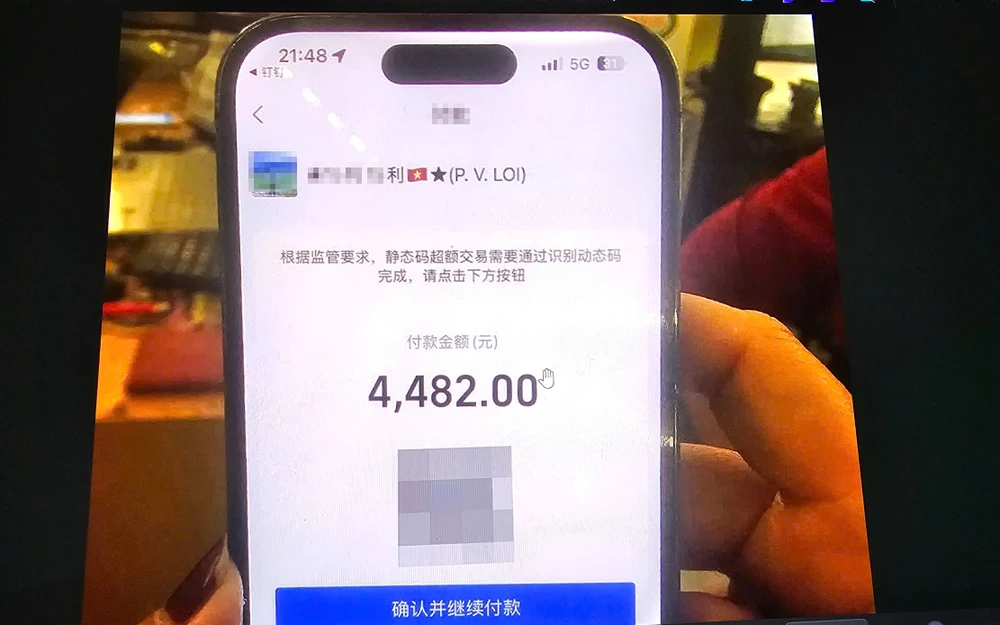 chủ quán Aroma.jpg