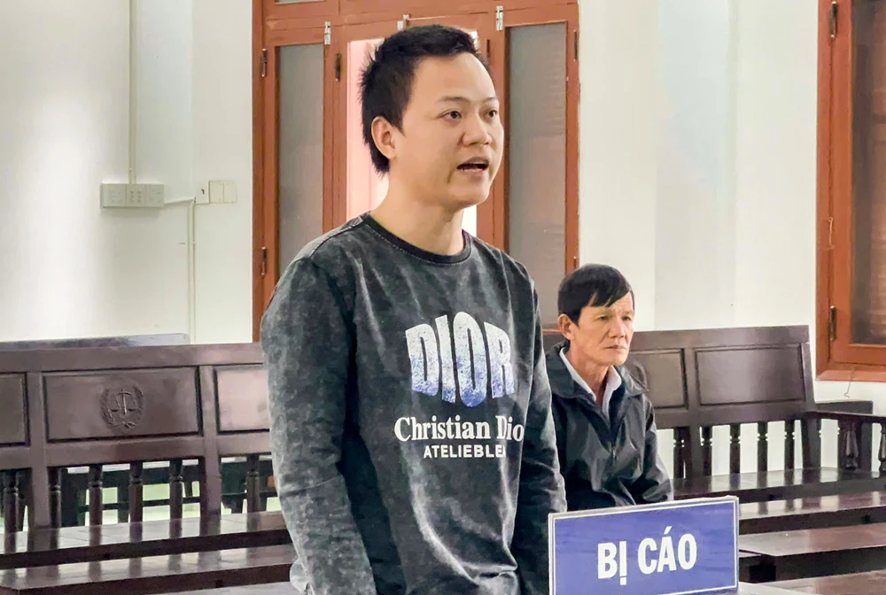 bắn trả thù.jpg