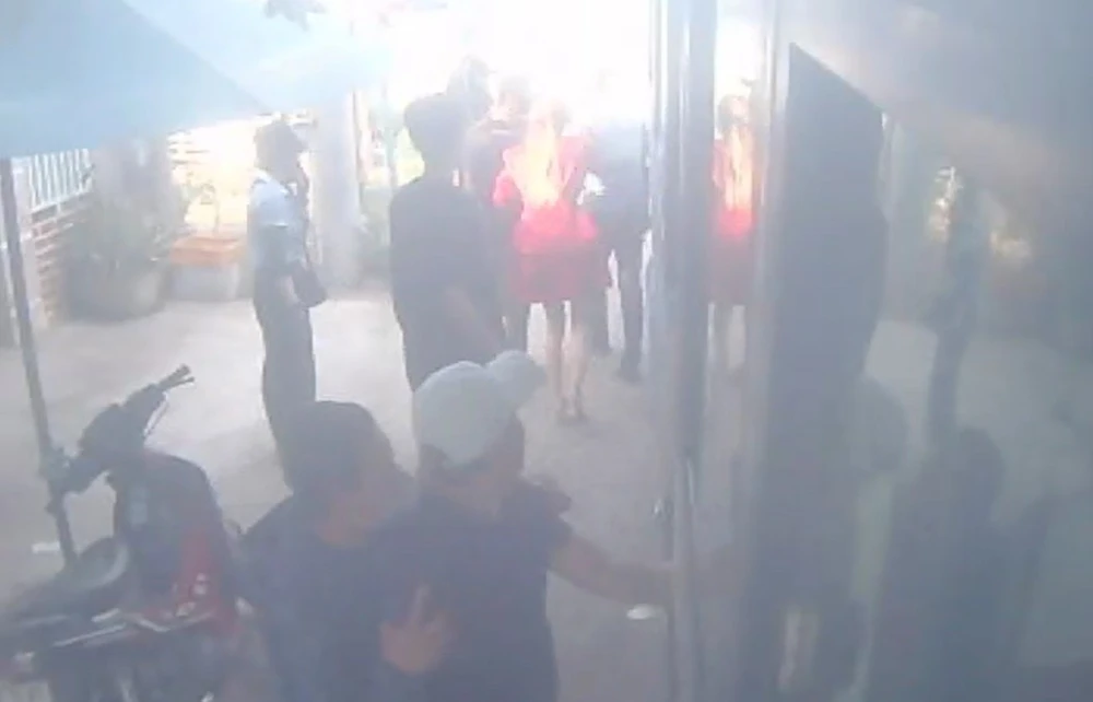 vây đánh tài xế xe buýt.jpg