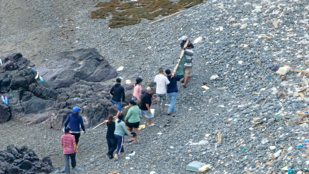 thanh niên 19 tuổi.jpg