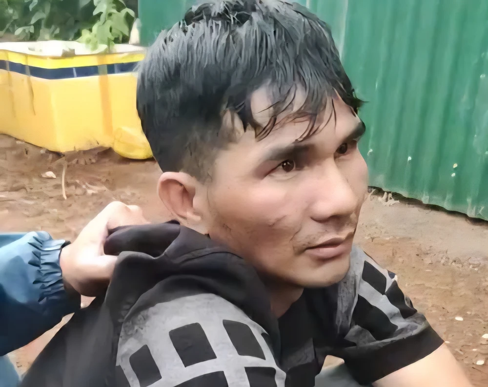 Cướp dây chuyền vàng.jpg