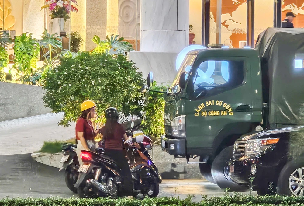 Cơ sở massage Quốc tế ở số 9 Nguyễn Thiện Thuật và cơ sở karaoke, massage Quinter ở số 86/4 Trần Phú là hai địa chỉ giải trí nổi tiếng ở Nha Trang nhiều năm qua.