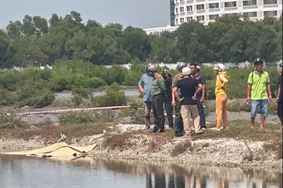 cầu Long Hồ.jpeg