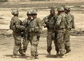 Mỹ rút một số nhân viên ngoại giao khỏi Iraq