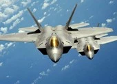 Mỹ điều chiến đấu cơ F-22 đến vùng Vịnh để 'canh' Iran