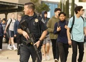 Nam sinh 16 tuổi xả súng, bắn chết hai bạn học ở California