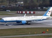 Bà Trump vẫn dùng máy bay công vụ đi nghỉ mát