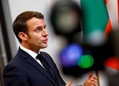 Ông Macron thăm bệnh viện có công dân Pháp tử vong vì COVID-19