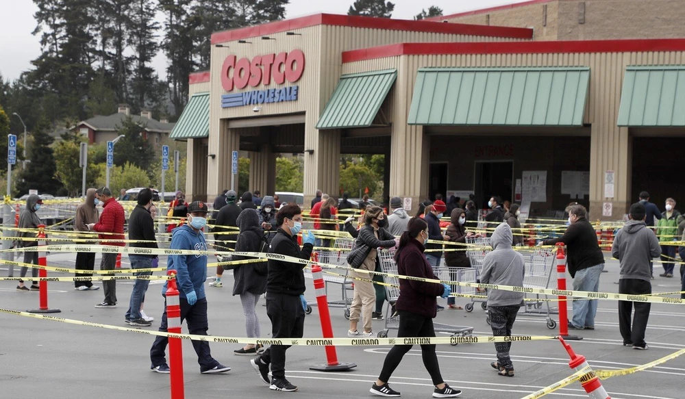 COVID-19 Mỹ: Chết có thể không tới hàng trăm ngàn như dự báo ảnh 2